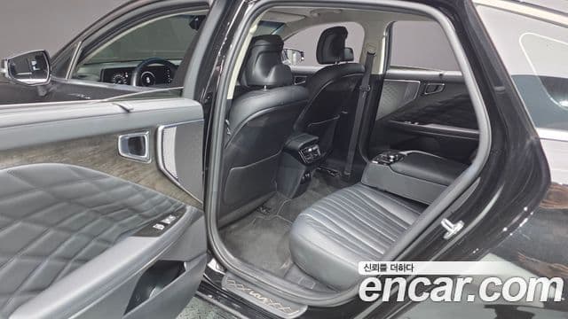 Kia K8 2022 — ფოტო 12/20
