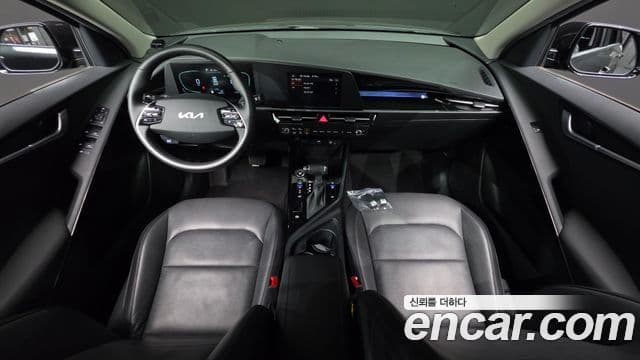 Kia Niro 2022 — Фото 7/20