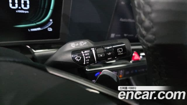 Kia Niro 2022 — Фото 19/20