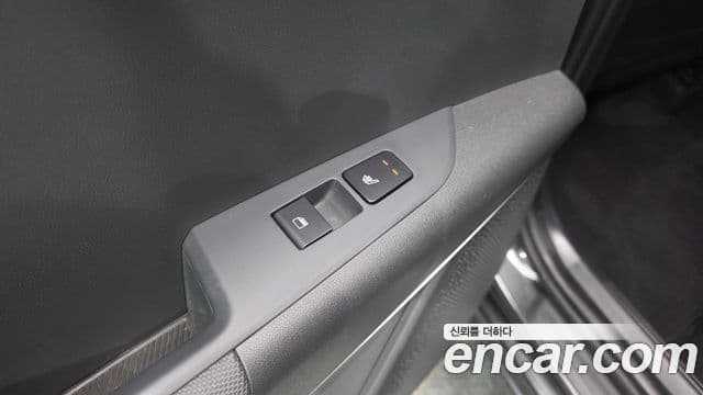 Kia Niro 2022 — Фото 20/20
