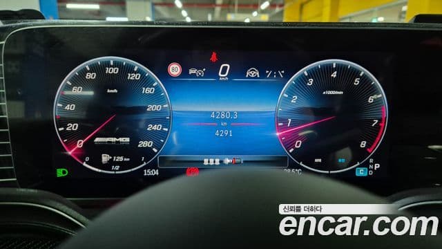 Mercedes-Benz GLE-Class 2025 — Photo 11/19