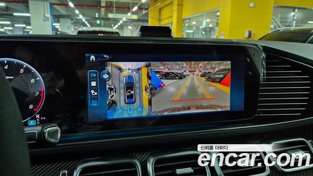 Mercedes-Benz GLE-Class 2025 — Photo 19/19