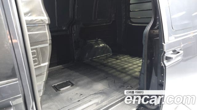 Hyundai Staria 2021 — Şəkil 12/20