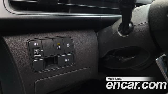 Hyundai Staria 2021 — Şəkil 19/20