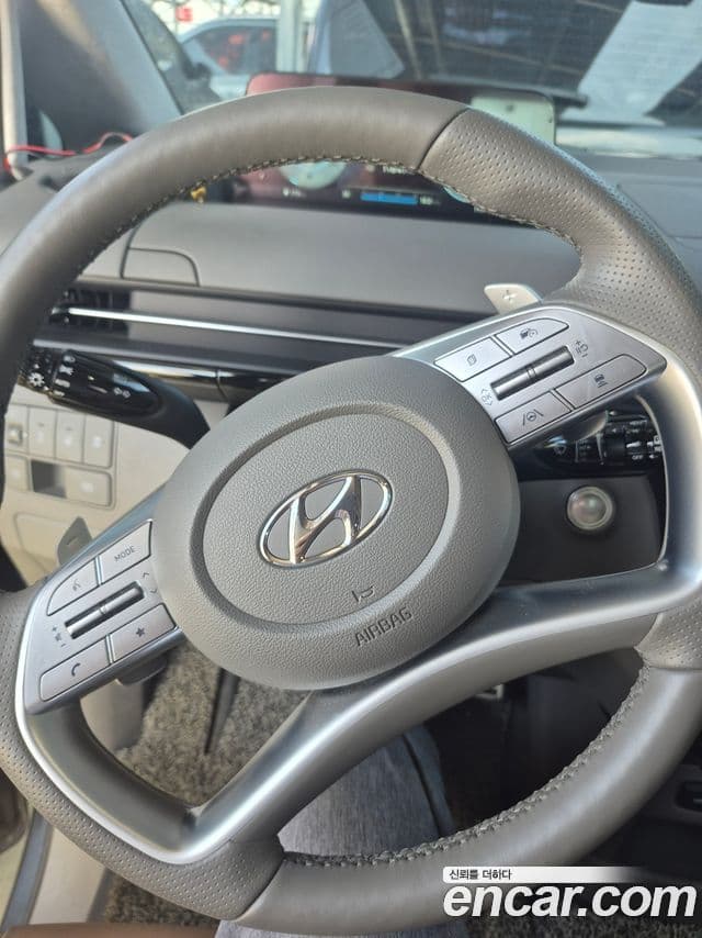 Hyundai Staria 2024 — ფოტო 7/16