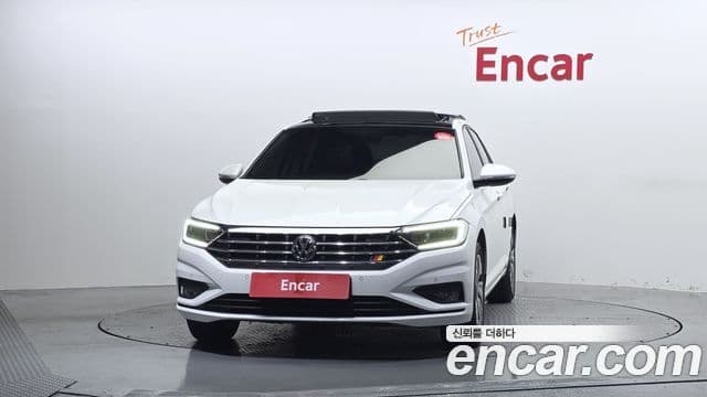 Volkswagen Jetta 2020 — ფოტო 3/20
