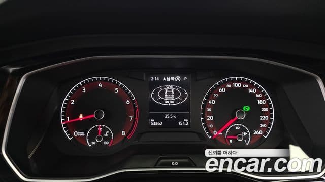 Volkswagen Jetta 2020 — ფოტო 8/20
