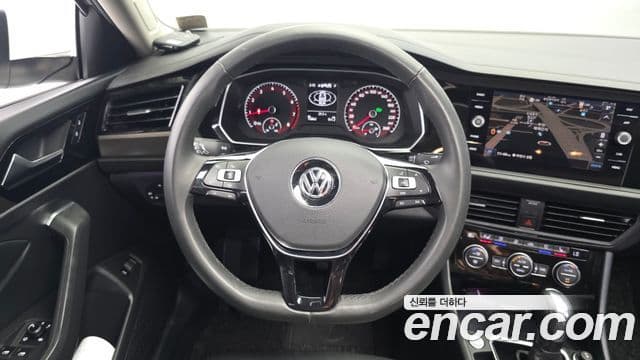 Volkswagen Jetta 2020 — ფოტო 13/20