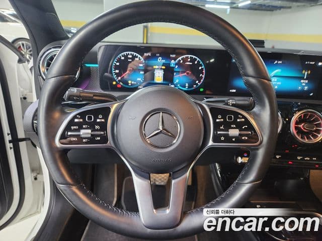 Mercedes-Benz A-Class 2022 — Şəkil 8/20