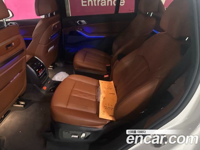 BMW X7 2023 — Şəkil 6/11