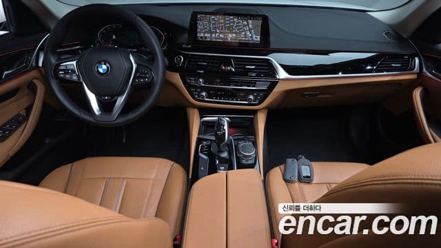 BMW 5 Series 2020 — Şəkil 7/20