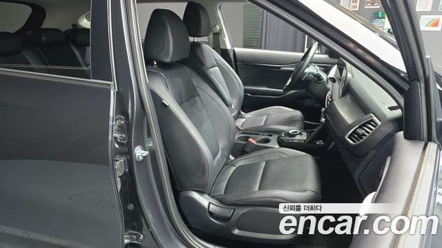 Kia Seltos 2024 — Şəkil 11/20