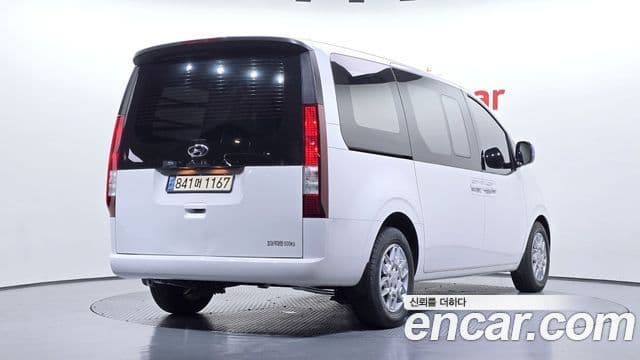 Hyundai Staria 2022 — Фото 2/20
