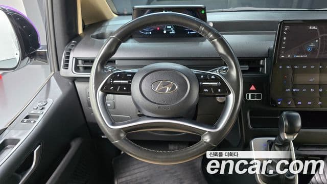 Hyundai Staria 2022 — Фото 13/20