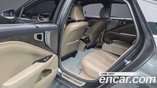 Kia K8 2022 — ფოტო 12/20
