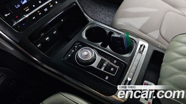 Kia Carnival 2022 — Фото 9/20
