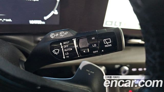 Kia Carnival 2022 — Фото 17/20