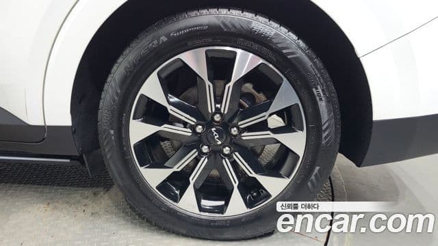 Kia Carnival 2022 — Photo 10/34