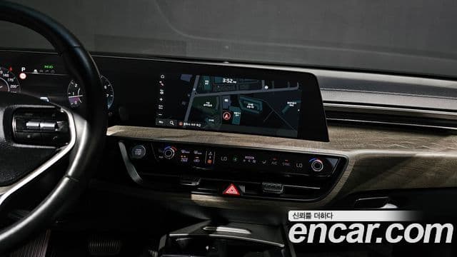 Kia K8 2022 — Şəkil 13/20