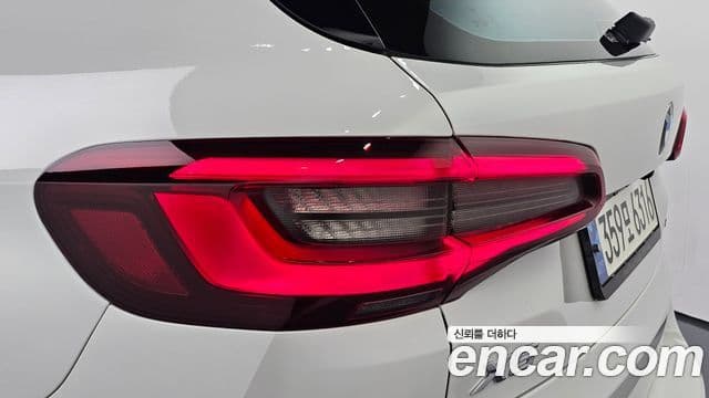 BMW X5 2021 — Şəkil 13/32