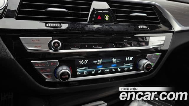 BMW 5 Series 2023 — Фото 17/20
