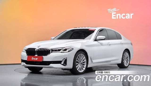 BMW 5 Series 2023 — Фото 1/20