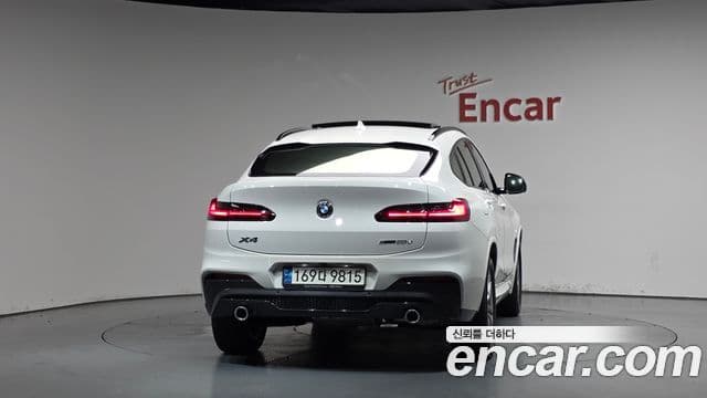 BMW X4 2021 — ფოტო 4/20