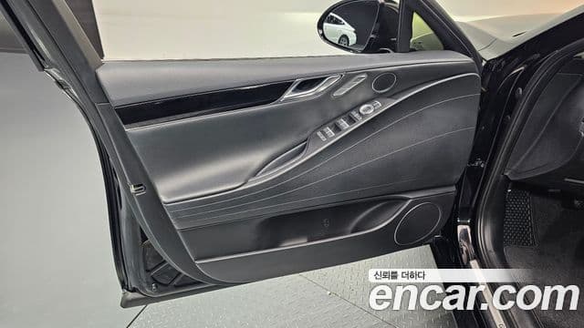 Genesis G80 2021 — Şəkil 24/31