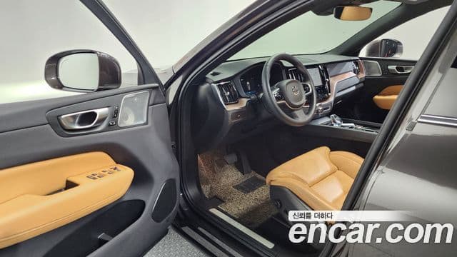 Volvo XC60 2024 — Şəkil 10/20