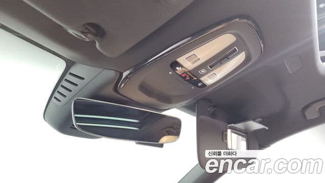 Volvo XC60 2024 — Photo 12/35