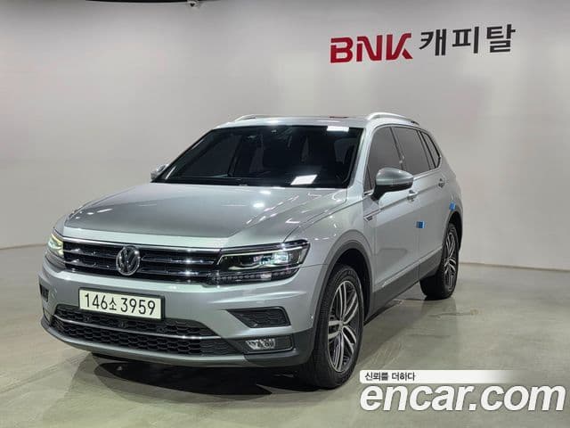 Volkswagen Tiguan Allspace 2020 — Фото 1/20