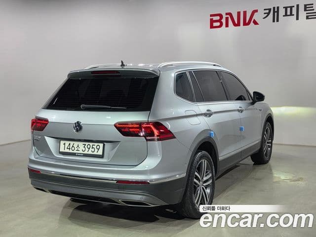 Volkswagen Tiguan Allspace 2020 — Фото 5/20