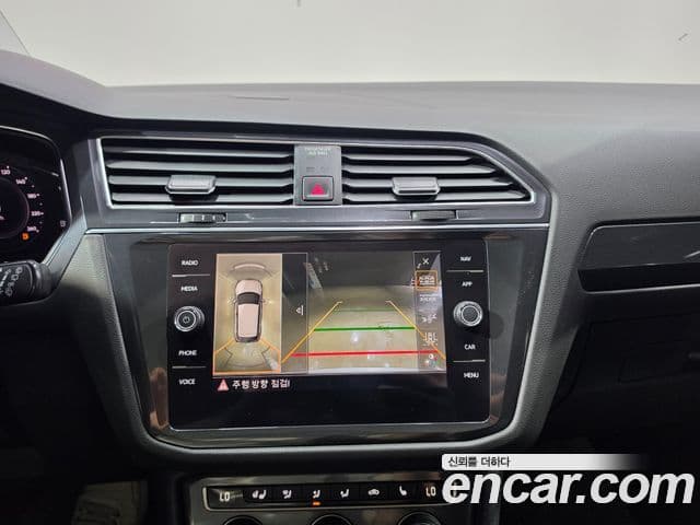 Volkswagen Tiguan Allspace 2020 — Фото 7/20