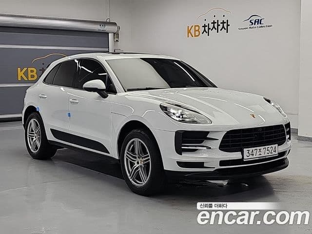Porsche Macan 2019 — Фото 3/18