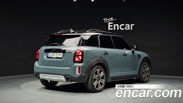 Mini Cooper S Countryman 2023 — Фото 2/20