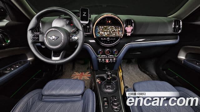 Mini Cooper S Countryman 2023 — Фото 7/20