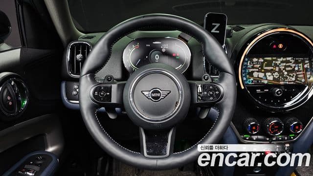 Mini Cooper S Countryman 2023 — Фото 12/20
