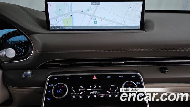 Genesis GV80 2023 — ფოტო 14/20