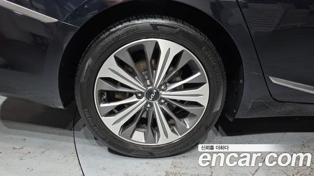 Kia K8 2021 — ფოტო 5/20