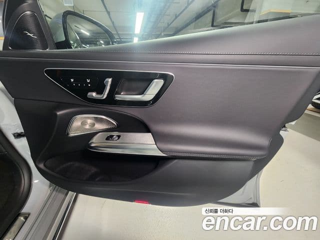Mercedes-Benz E-Class 2025 — Şəkil 7/15