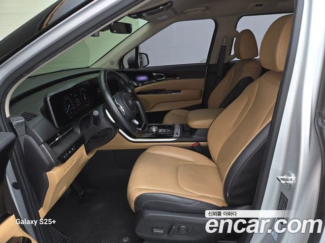 Kia Carnival 2021 — Фото 5/19
