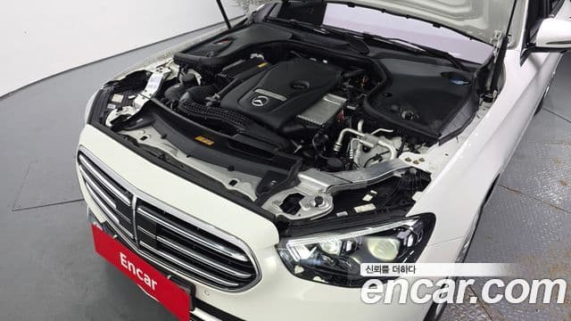 Mercedes-Benz E-Class 2023 — Şəkil 6/20