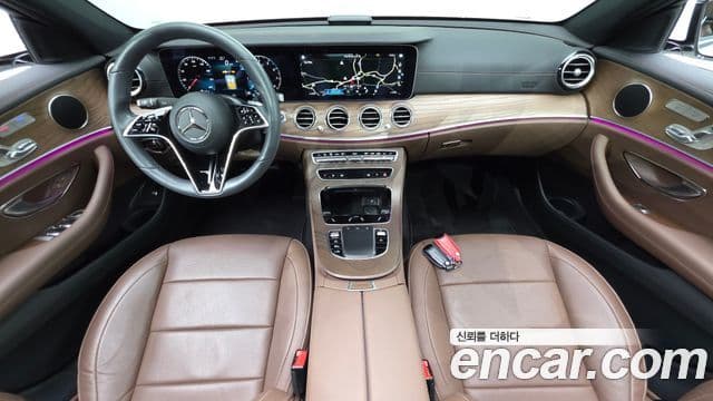 Mercedes-Benz E-Class 2023 — Şəkil 7/20