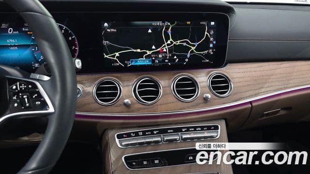 Mercedes-Benz E-Class 2023 — Şəkil 15/20