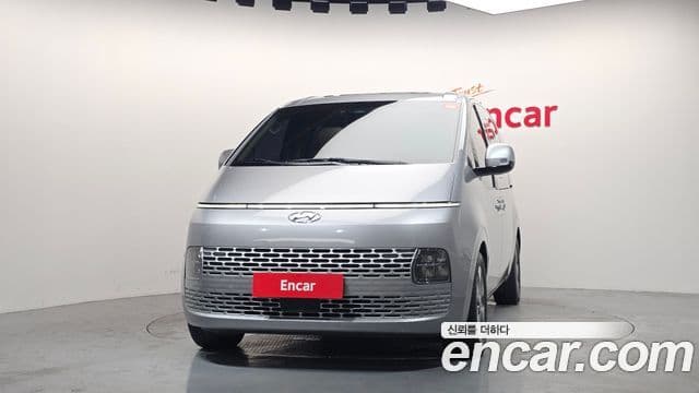 Hyundai Staria 2023 — Şəkil 3/20