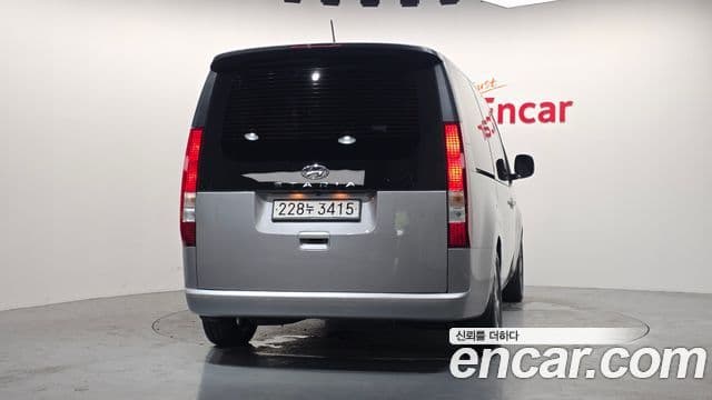 Hyundai Staria 2023 — Şəkil 4/20