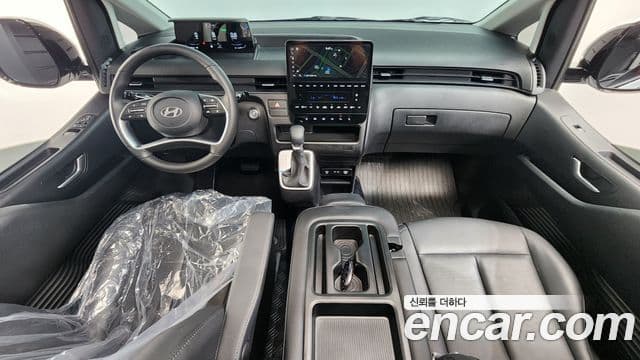Hyundai Staria 2025 — Şəkil 7/20