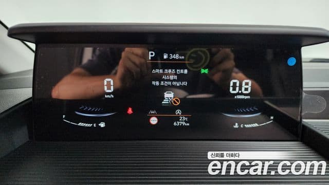 Hyundai Staria 2025 — Şəkil 8/20