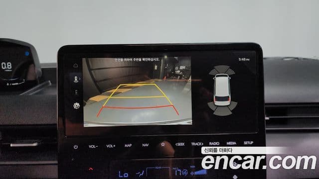 Hyundai Staria 2025 — Şəkil 14/20