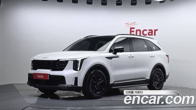 Kia Sorento 2023 — Фото 1/20